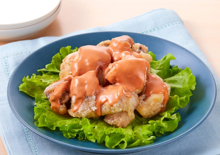 サクサクチキンのケチャマヨがけ