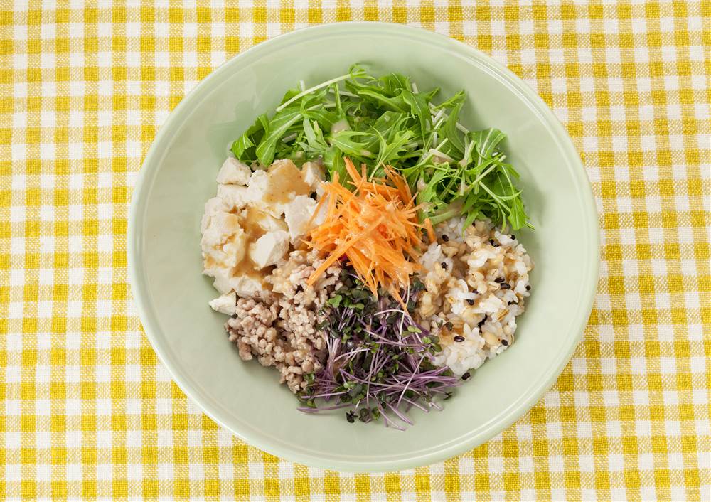 写真：豆腐と水菜のベジボウル