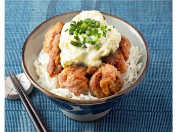 鶏からレモンタルタル丼