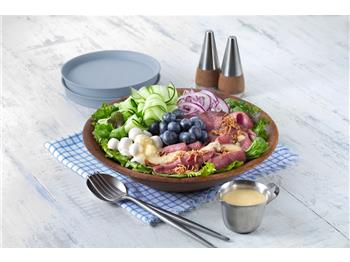ローストビーフとブルーベリーのパワーサラダ