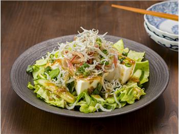 豆腐とちりめんじゃこの和風サラダ