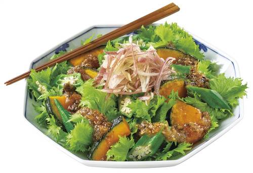 揚げかぼちゃとオクラの香味サラダ