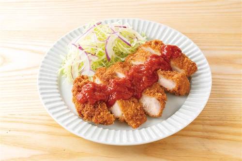 チキンカツ　トマトガーリック仕立て