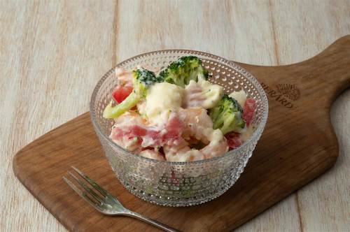えびとブロッコリーのレモンタルタルサラダ