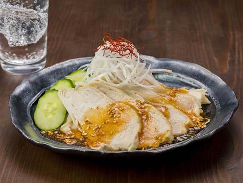 蒸し鶏の旨辛ごましょうゆがけ