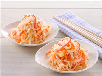 大根とにんじんとかにかまのあえサラダ
