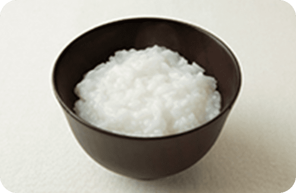 歯ぐきでつぶせる区分のごはんのかたさの目安（やわらかごはん〜全がゆ）