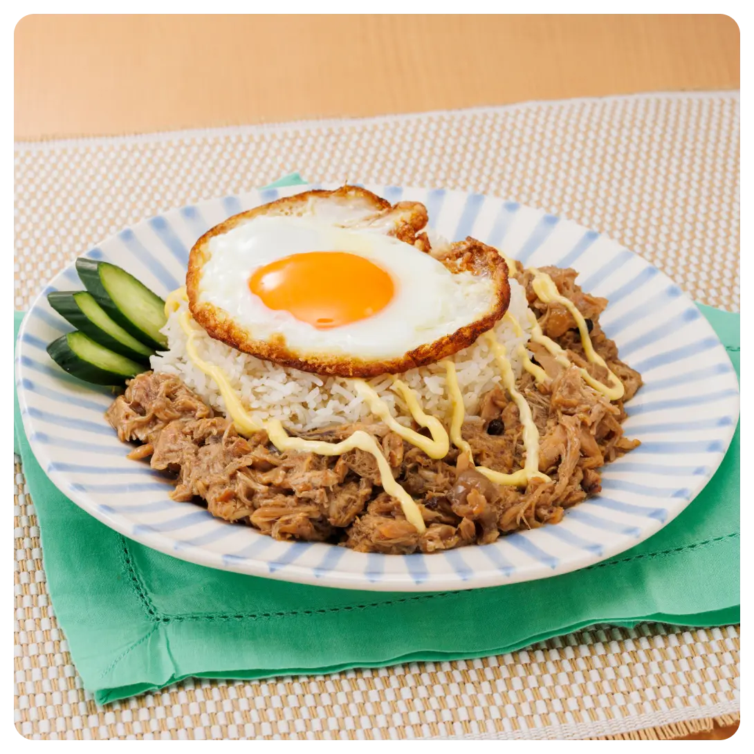 写真: アドボフレーク丼